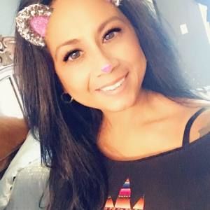 Meet your Posher, Tina